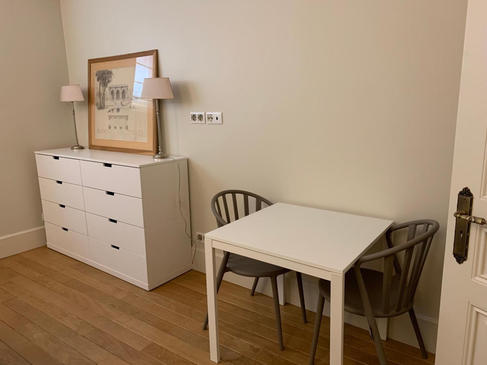 Appartement Tour Eiffel Invalides 7E G باريس المظهر الخارجي الصورة